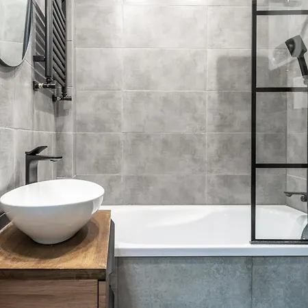 Koszutka Blue By Bookinghost Katowice